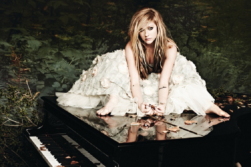 Avril Lavigne Goodbye Lullaby 3 Recent Stories