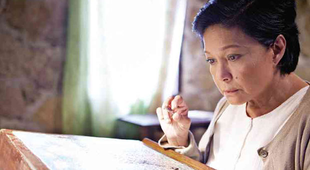 NORA Aunor plays  a woman  suffering from mental illness.