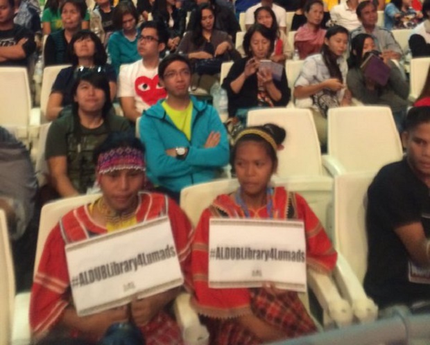 Lumads at AlDub event_Photo by Bayani San Diego PDI