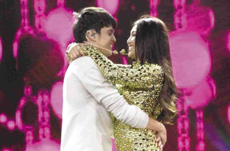 JAMES Reid and Nadine Lustre admitted that they’re now a couple.