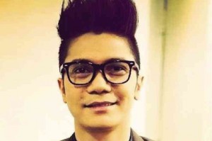 FANS advise Vhong Navarro  to beef up his security. 