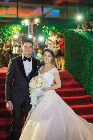 Dingdong Dantes and Marian Rivera wed in spectacular rites.  photo by jilson seckler tiu 