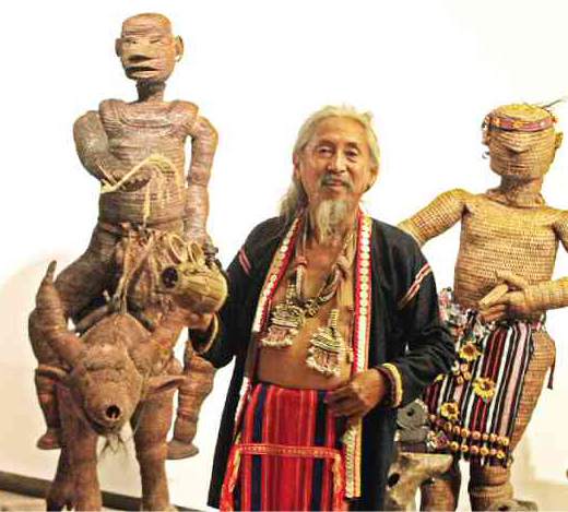 Kidlat Tahimik at the Cultural Center of the Philippines in 2012, receiving another award, the Fukuoka Prize for Asian arts and culture     photo: RICHARD A. REYES