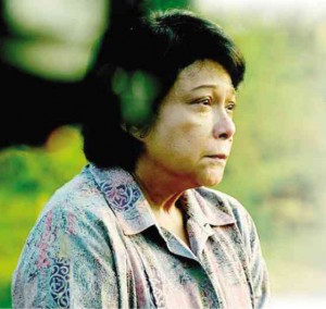 NORA Aunor feels it’s important for the world to know what happened in Tacloban.  photo by TROY ESPIRITU 
