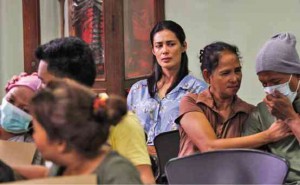 THE ACTRESS (center) considers the role “challenging” and the woman she portrays “strong” and “inspiring.”  
