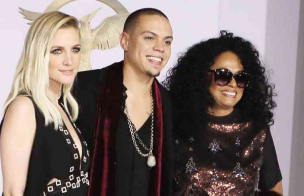 WITH WIFE, pop singer Ashlee Simpson (left), and  mother, music legend Diana Ross, at the “Mockingjay” premiere in Los Angeles last November. AP 