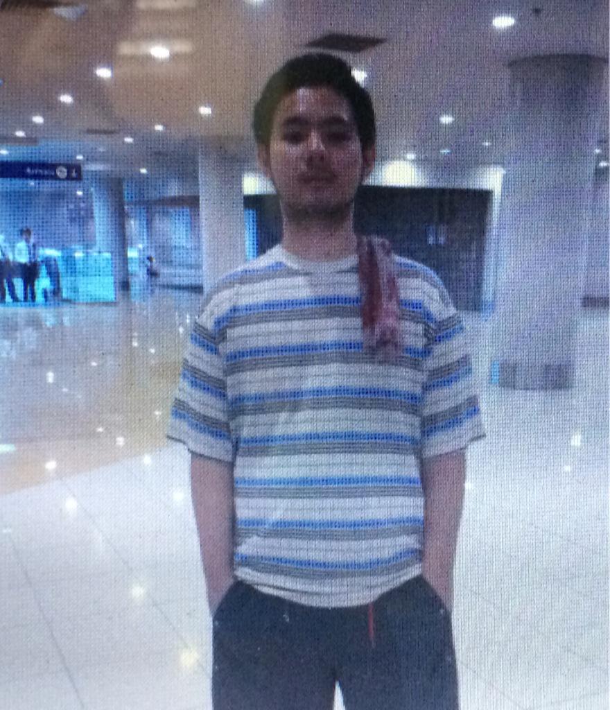 RUNAWAY ACTOR?  Former child actor Jiro Manio has been wandering Naia Terminal 3, saying he fled home, according to airport personnel. JEANNETTE I. ANDRADE