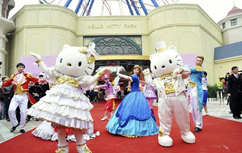 Sanrio characters dance at a ceremony commemorating the completion of the Hello Kitty theme park in Anji, China, on Nov. 28, 2014. PHOTO FROM THE YOMIURI SHIMBUN/ASIA NEWS NETWORK