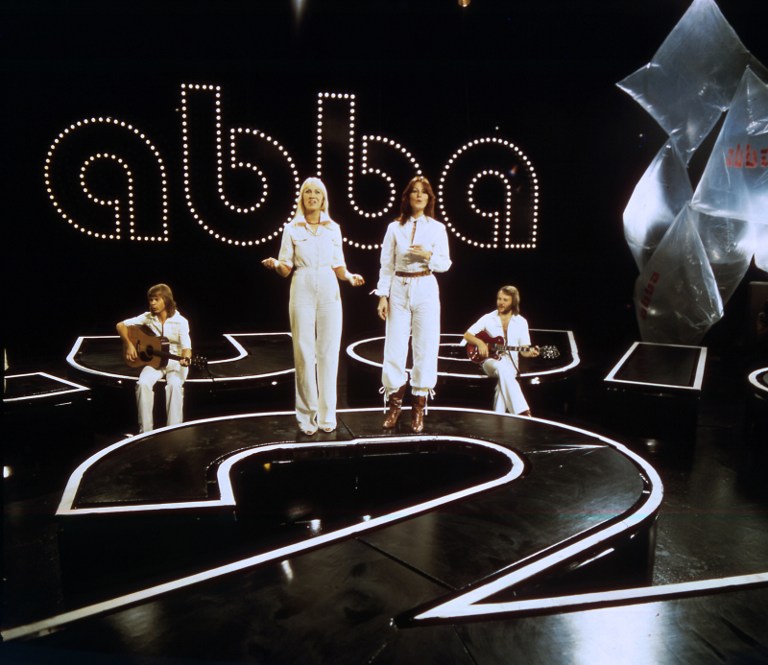 Swedish pop group Abba (from L to R) Bjorn Ulvaeus, Agnetha Faltskog, Anni-frid Lyngstad and Benny Andersson, is on stage, November 18th, 1976, in Gothenburg.