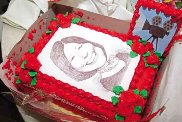 EDIBLE caricature of Mother Lily by Gilbert Daroy