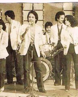 HE WAS a struggling folk singer and medical student in the 1970s. Nonoy Zuñiga’s Facebook