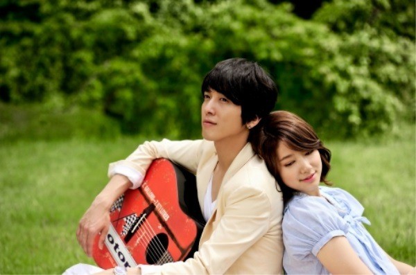 Jung and Park in "Heartstring" (MBC)