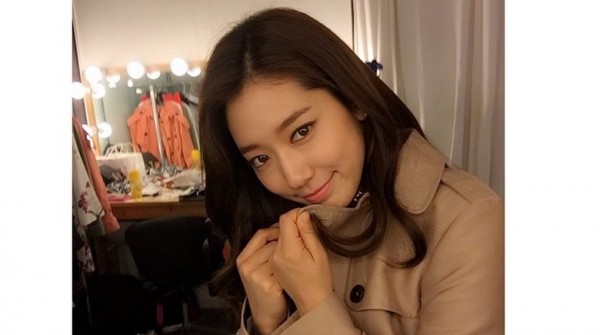 Park Shin Hye tells that she is unhappy with her nose & thumb nails