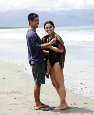 LOVERS in paradise: The director encouraged RK Bagatsing and Gwen Zamora to make their own choices during the shoot.