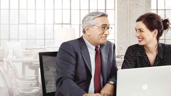 DE NIRO AND HATHAWAY. Essay fully “lived in” characters in “The Intern.”