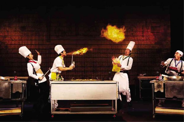 “COOKIN’ Nanta”  is a mixture of slapstick comedy, acrobatics and music.