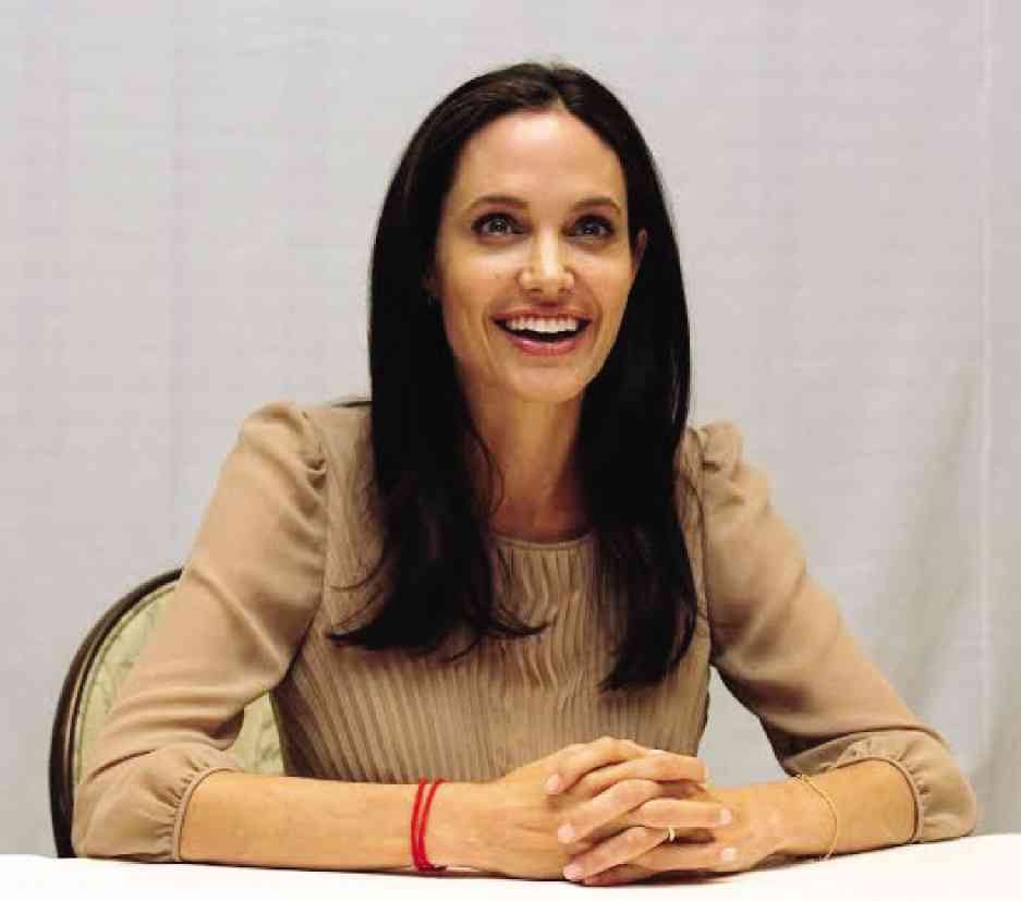 ANGELINA Jolie stresses that her “By the Sea” script does not at all reflect her real-life marriage. Ruben V. Nepales