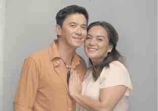 SANCHEZ (right) with her leading man Rommel Padilla