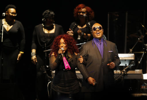 Stevie Wonder and Chaka Khan perform during a tribute concert Thursday, Oct. 13, 20016 in St. Paul, Minn., honoring the late musician Prince who died in April.AP Photo