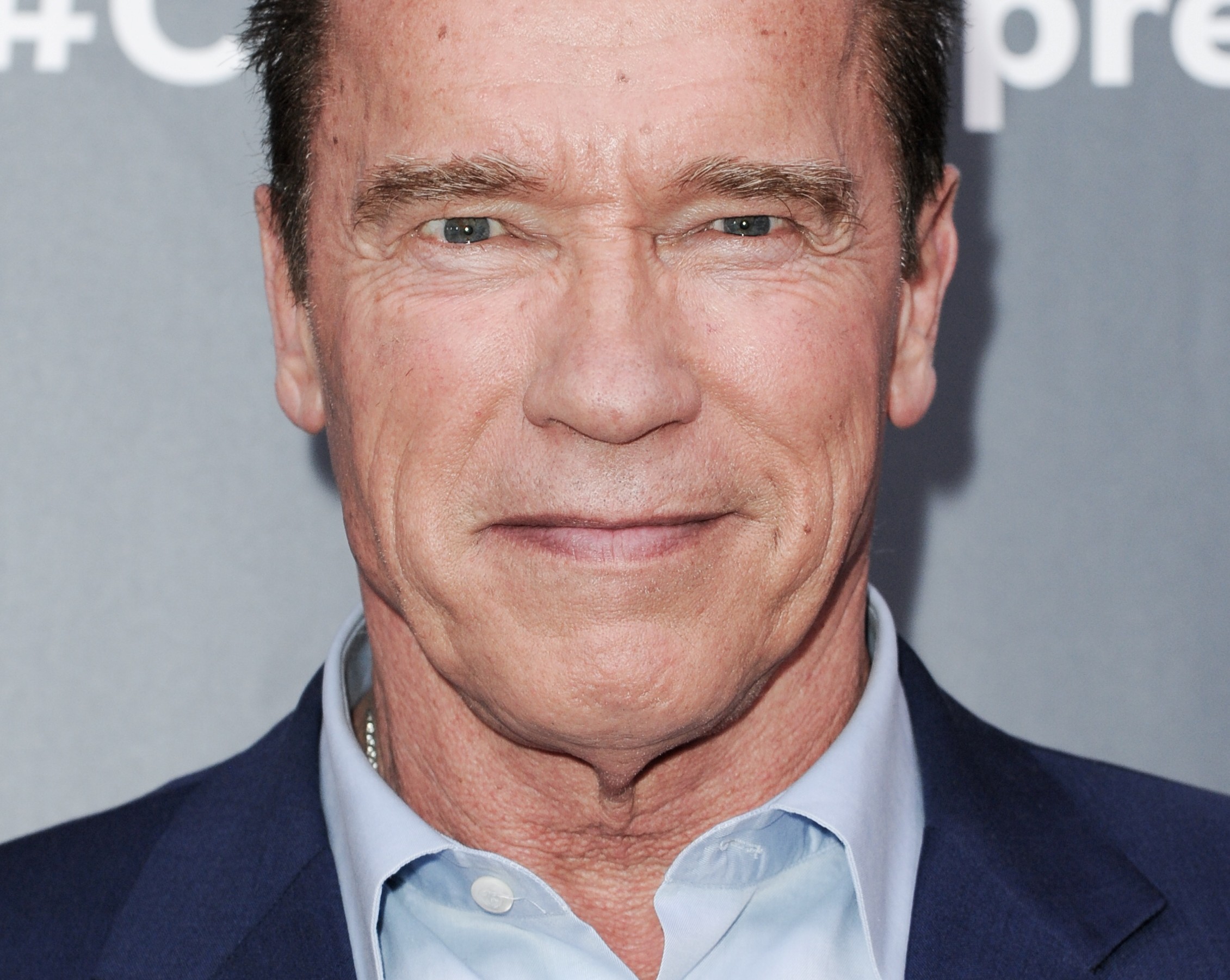 Шварценеггер операция на сердце. Schwarzenegger says Happy Birthday.