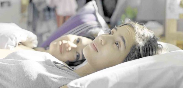 Louise delos Reyes (left) and Jasmine Curtis-Smith in “Baka Bukas”