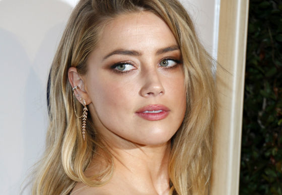 Amber Heard seen kissing mystery man in Australia | Inquirer Entertainment