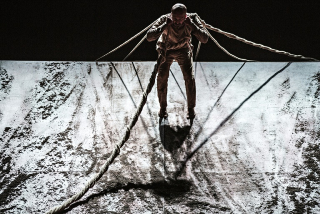 Dance Star Akram Khan Returns To Roots In Last Solo Show 