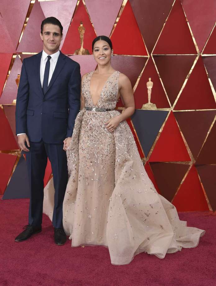 ‘Jane the Virgin’ Gina Rodriguez engaged to 'a really cool partner