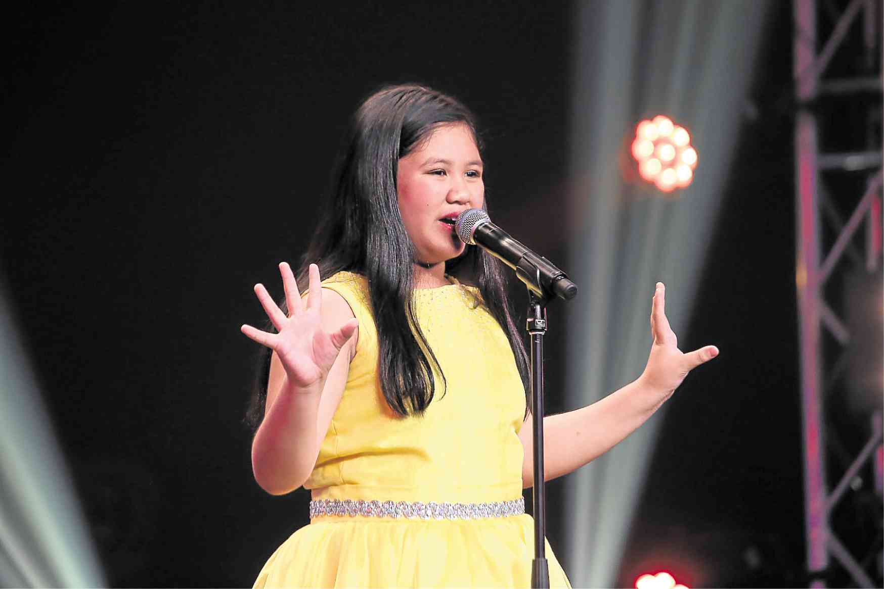 10-year-old singer clinches final Golden Buzzer for PH