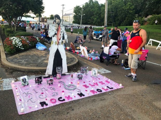 Elvis Presley Vigil