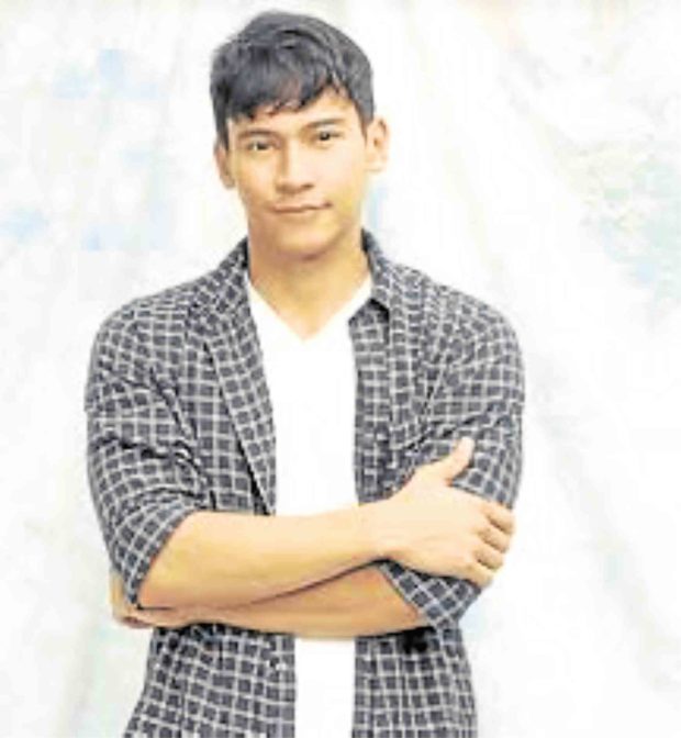 Enchong awaits confirmation of Guinness record for largest swim lesson