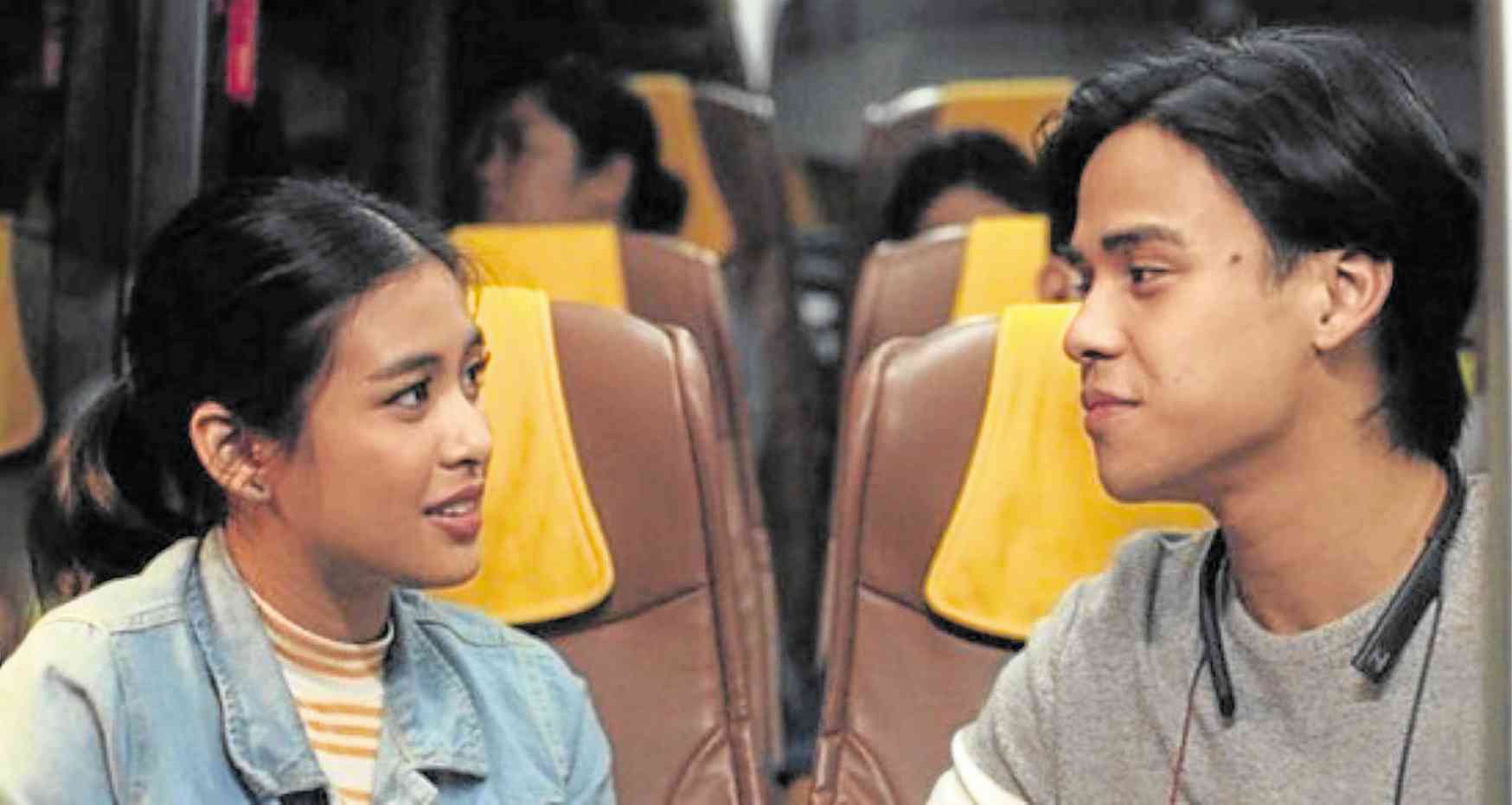 Gabbi Garcia (left) and Khalil Ramos in “LSS (Last Song Syndrome)”