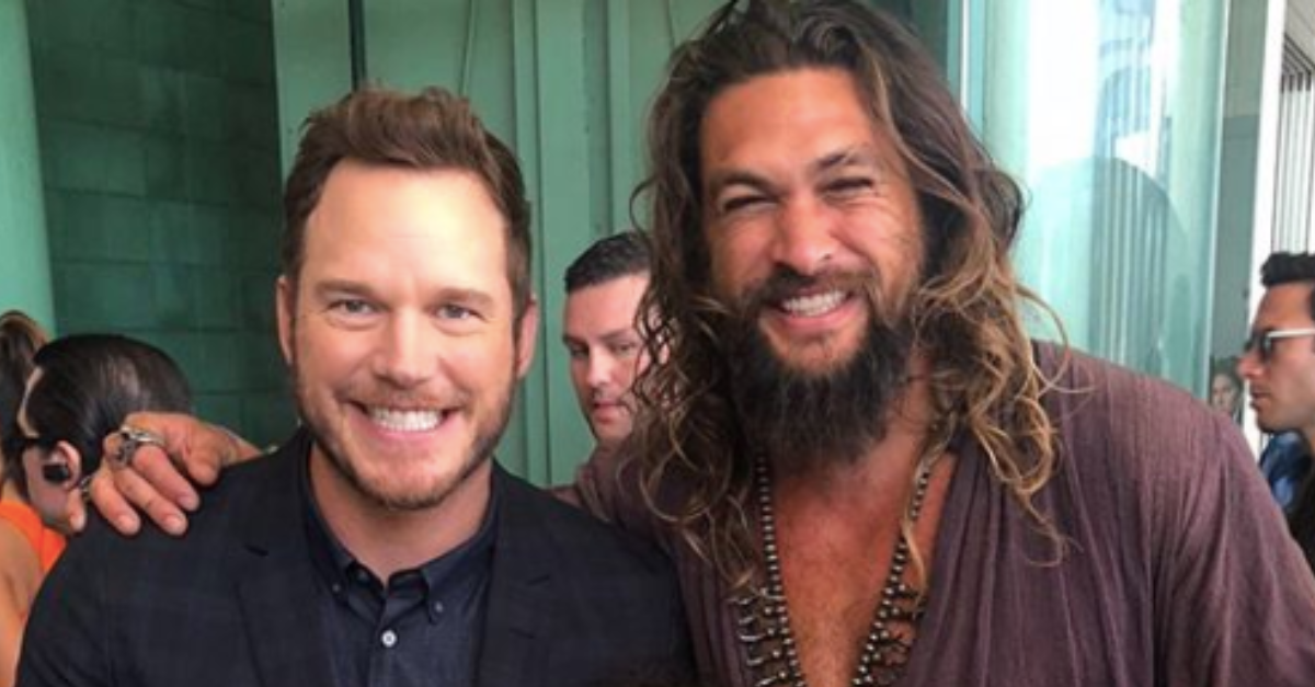 Jason Momoa, Chris Pratt on plastic water bottle Inquirer Entertainment(01)