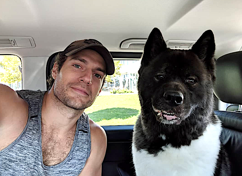 Cavill with his dog Kal-El —INSTAGRAM
