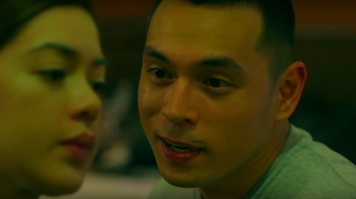 Shaina Magdayao (left) and Jake Cuenca in “The Haunted”
