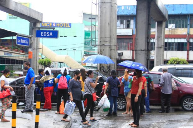 commuters, Metro Manila