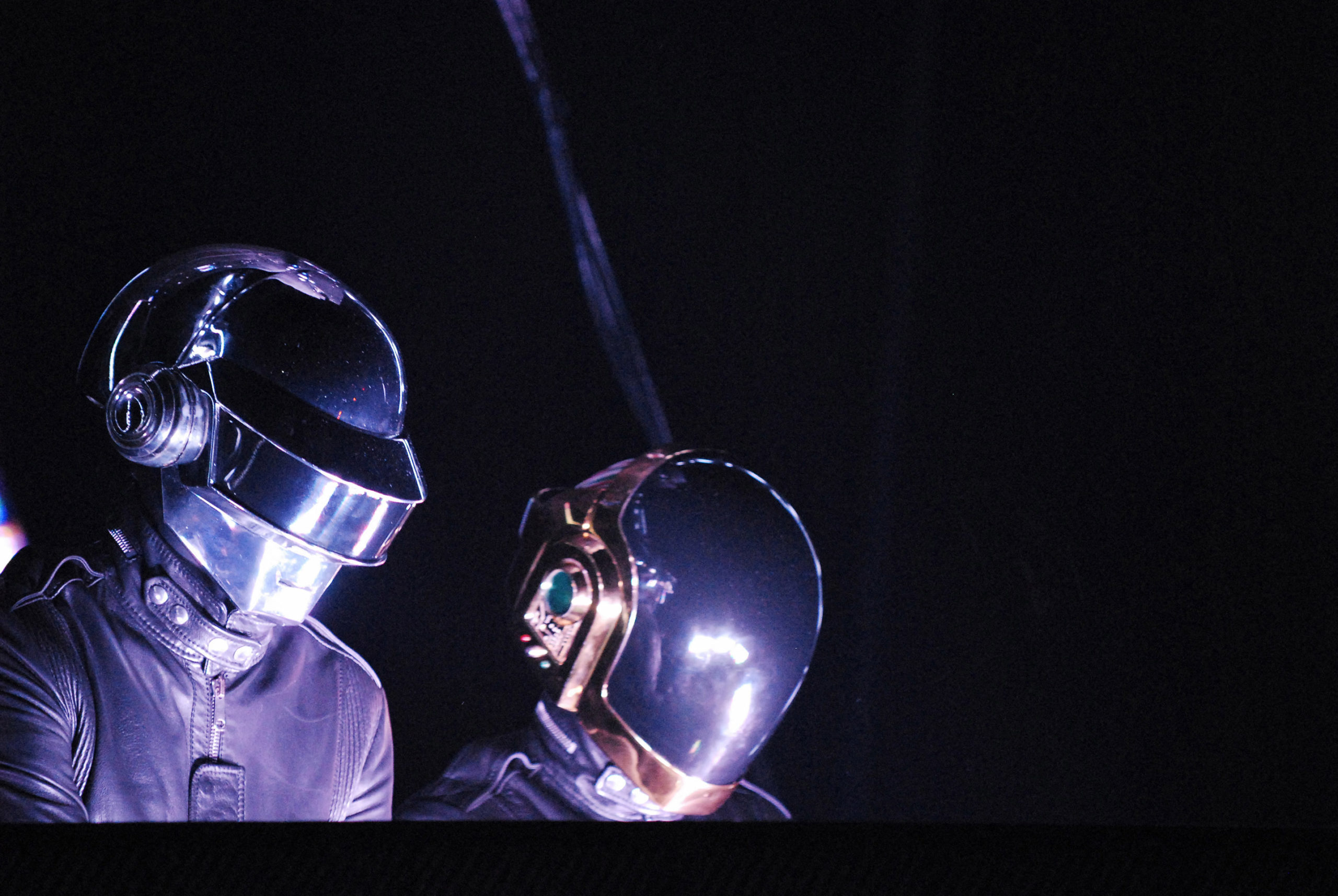 Daft Punk Gives A Surprise Concert On Twitch One Year After Their Breakup Inquirer