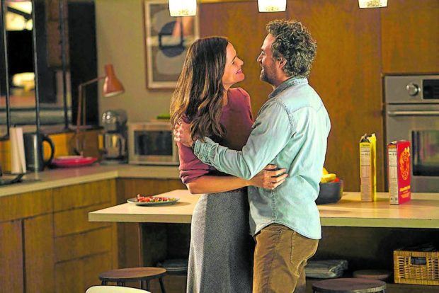 , Sparks fly as Mark Ruffalo and Jennifer Garner talk about revisiting their past