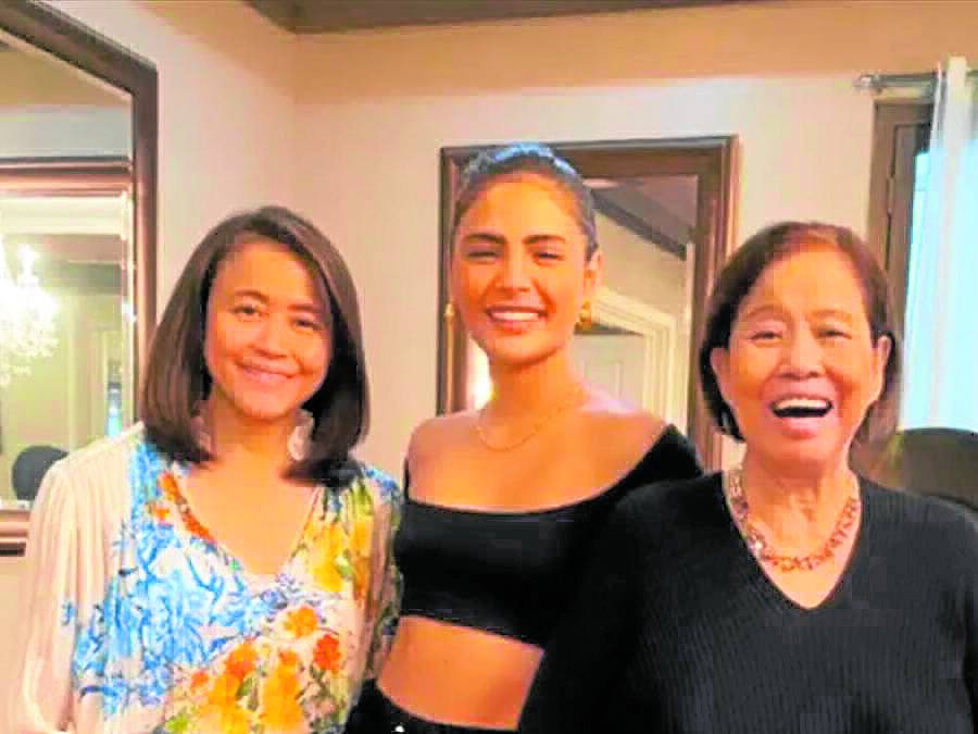 Teo (left) with actress Lovi Poe and Mother Lily Monteverde