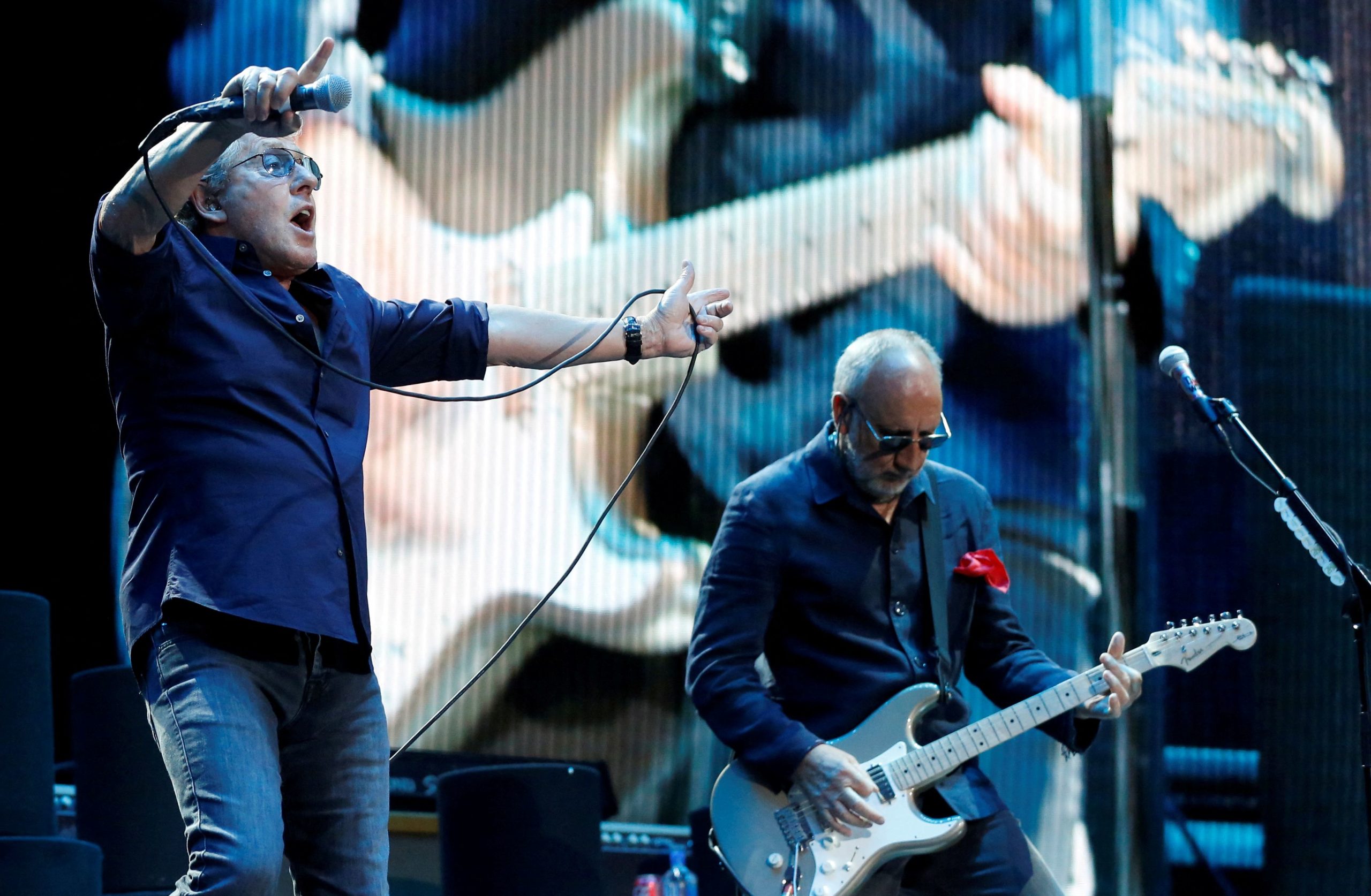 Roger Daltrey (L) and Pete Townshend of The Who perform at Desert Trip music festival at Empire Polo Club in Indio, California U.S., October 9, 2016.   REUTERS/Mario Anzuoni