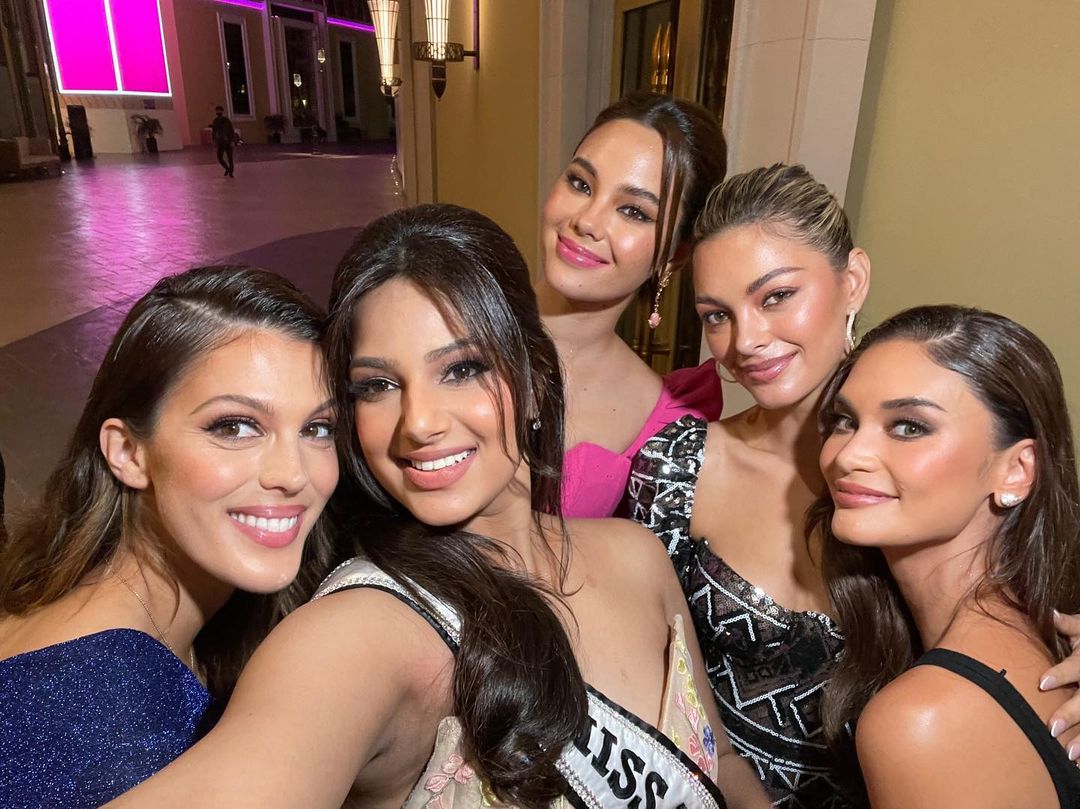 Look Pia Wurtzbach Catriona Gray Reunite With Fellow Miss Universe Winners In Ph Inquirer