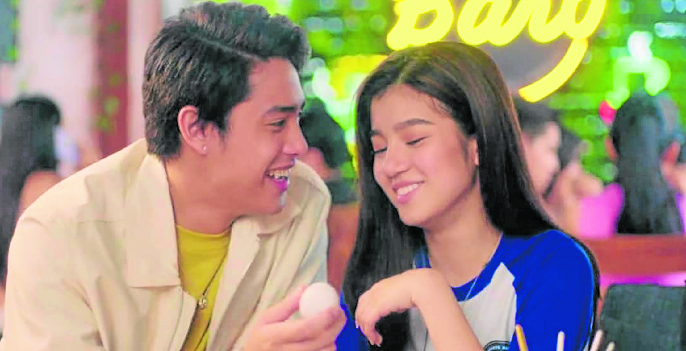 Donny Pangilinan (left) as Deib and Belle Mariano as Max