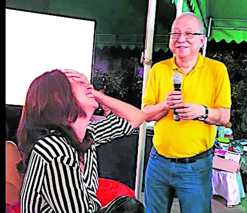 Cherie Gil (left) laughing at a joke at a party in Ricky Lee’s home