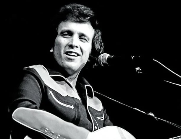 Don McLean STORY: Don McLean’s ‘Vincent’ lyrics may fetch $1M at auction