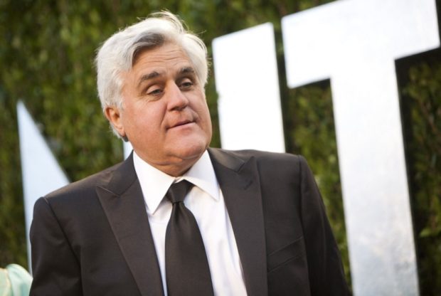 (FILES) In this file photo taken on February 26, 2012, US comedian Jay Leno arrives to the Vanity Fair Oscar Party at the Sunset Tower in West Hollywood, California. - US talk show icon Jay Leno has suffered serious burns to his face in an accident with one of his cars, entertainment media reported on November 14, 2022. (Photo by ADRIAN SANCHEZ-GONZALEZ / AFP)