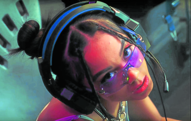 Ylona Garcia in the music video of “Entertain Me”