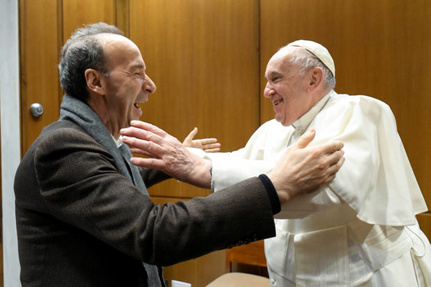 Pope Francis meets with Italian actor Roberto Benigni during a private audience at the Vatican, December 7, 2022. Vatican Media/Handout via REUTERS
