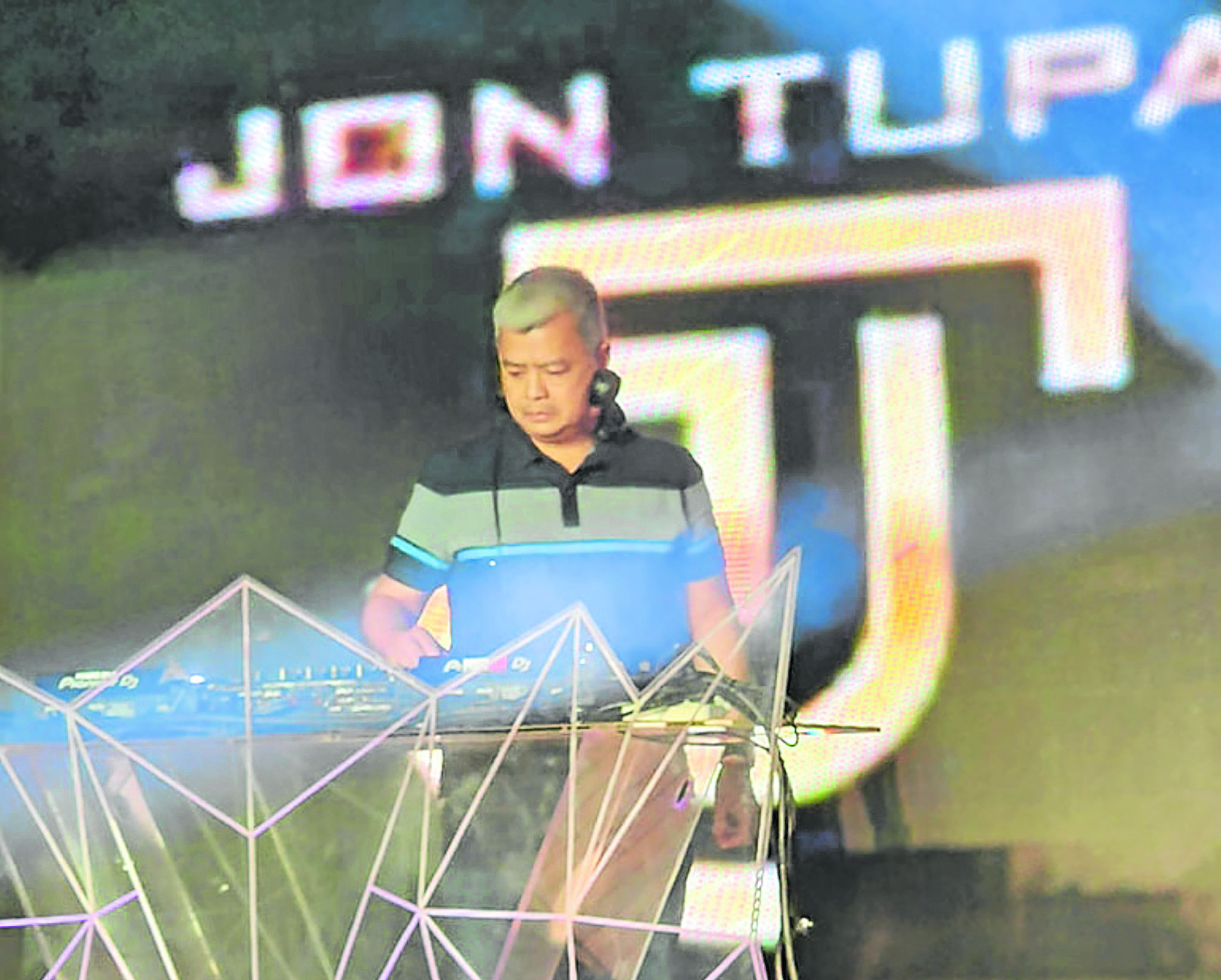 DJ Jon Tupaz