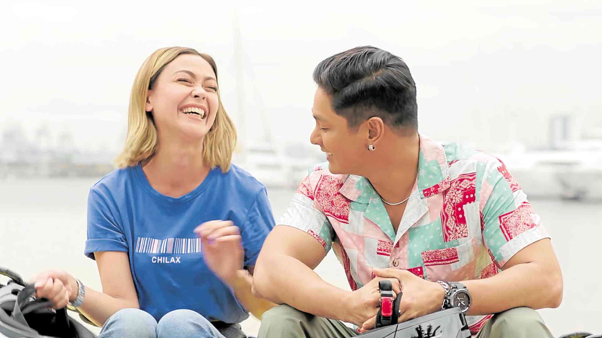 Jodi Sta. Maria(left) and
Coco Martin in
“Labyu with an
Accent”