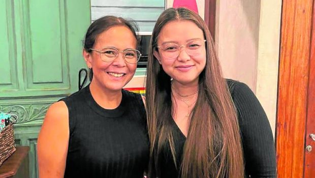 Daphne Chiu (right) with “Triangle of Sadness” star Dolly de Leon